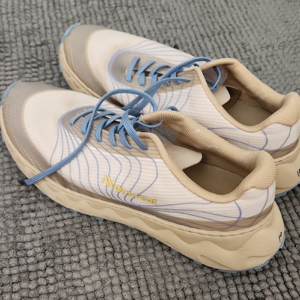 Normal NWOT Tomir 2.01 Mens Size 9.5